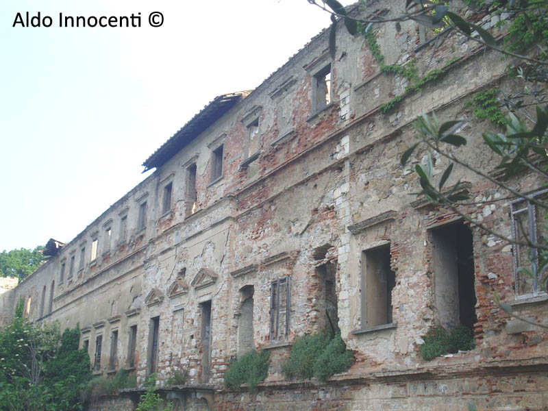 VILLA LE SACCA: FACCIATA 9' IMMAGINE